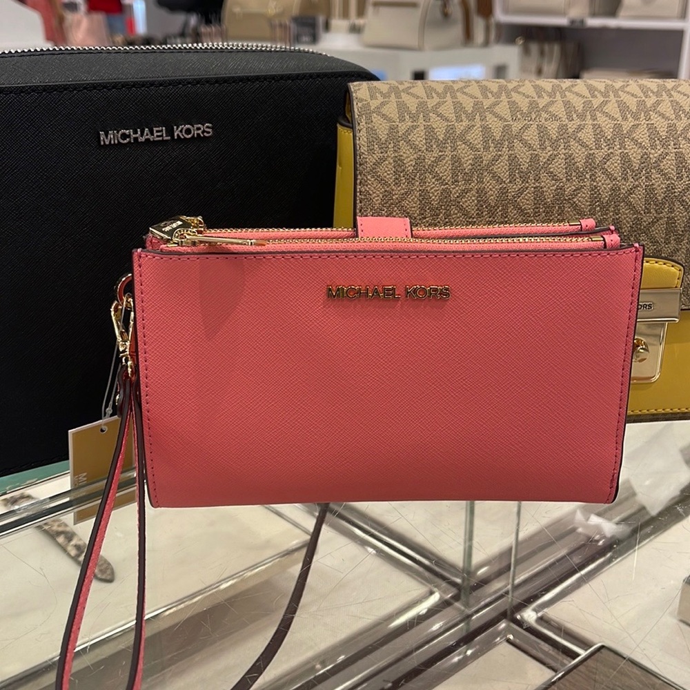 MICHAEL KORS LARGE DOUBLE ZIP WRISTLET WALLET PHONE CASE CLUTCH 
Tea Rose NWT - Picture 12 of 16